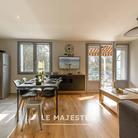 Apartment Le Majeste 1 Et 4